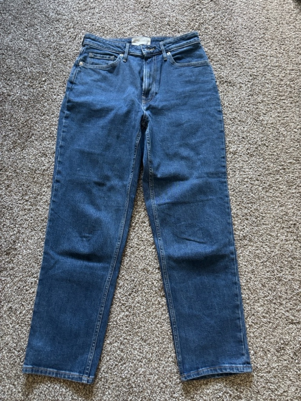 Everlane Curvy Cheeky Dark Wash Jean